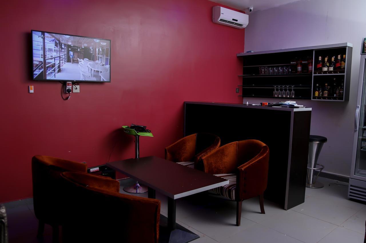 Albertville Luxury Rooms Ilesa Εξωτερικό φωτογραφία